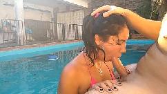 Argentina amateur me hace un pete en la piscina